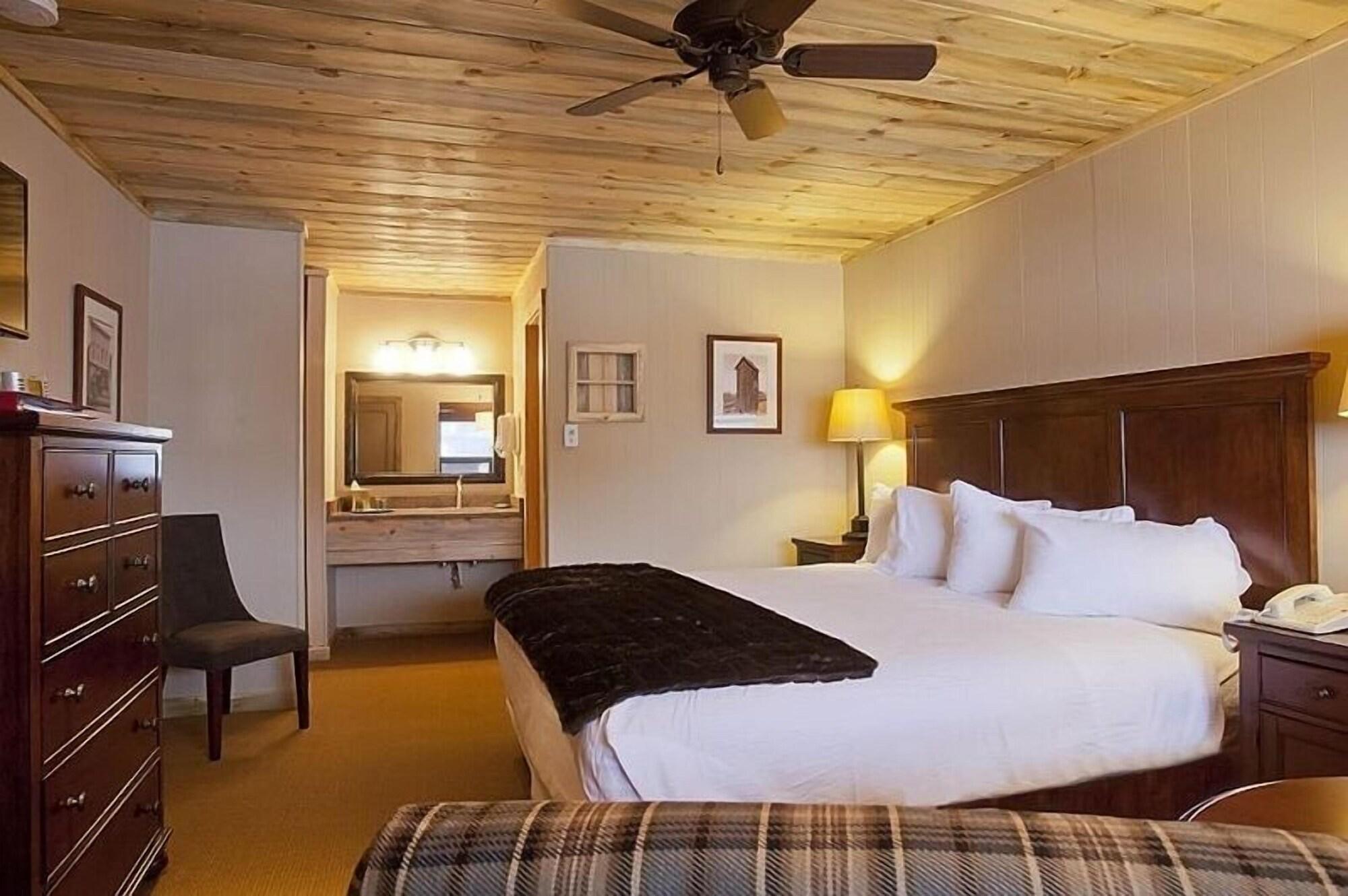 Nordic Inn 마운트크레스티드부트 외부 사진