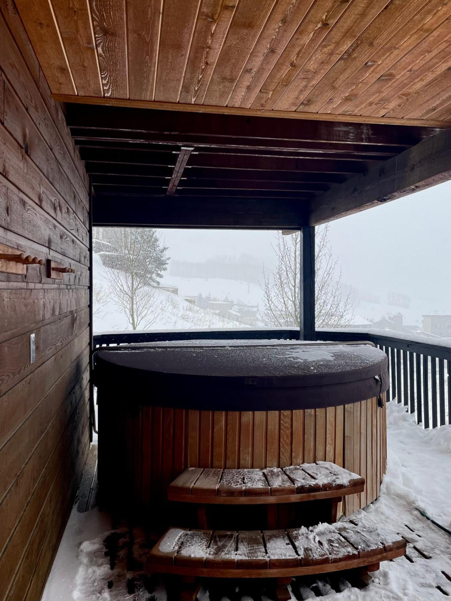 Nordic Inn 마운트크레스티드부트 외부 사진