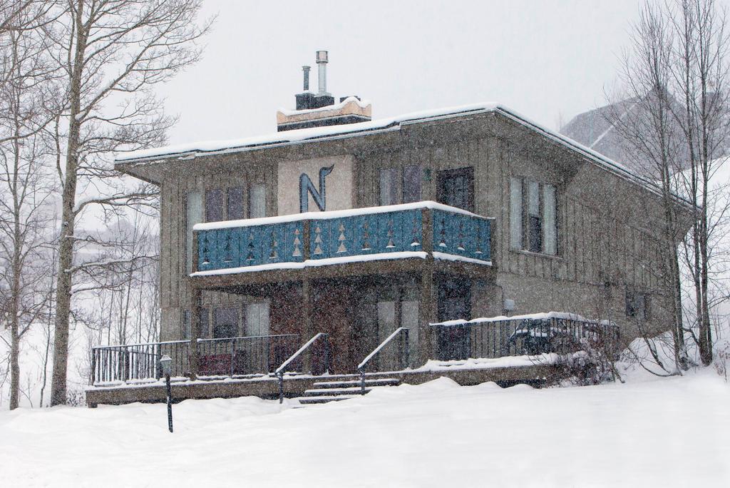 Nordic Inn 마운트크레스티드부트 외부 사진